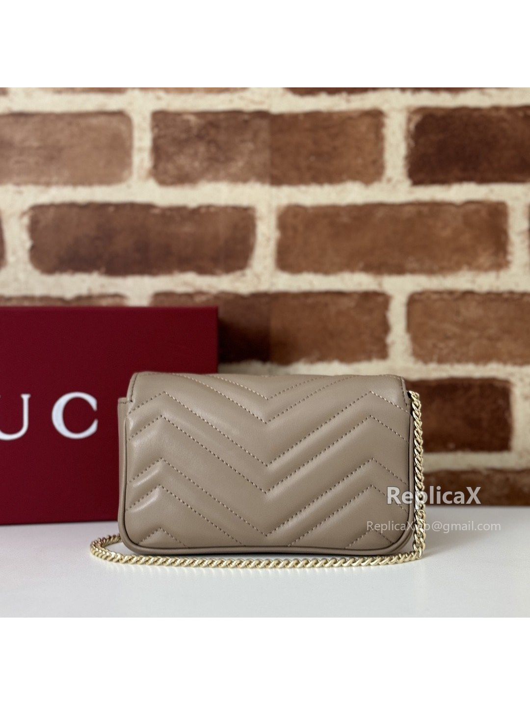 gg-marmont-super-mini-chain-shoulder-bag-beige-leather-476-rxgui271388-03