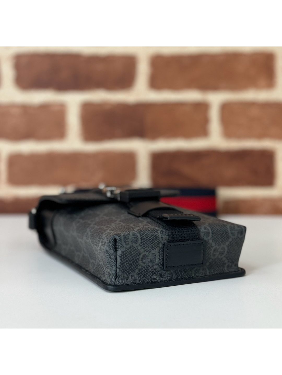 gg-supreme-super-mini-shoulder-bag-816954-in-grey-and-black-rxgui271149-04