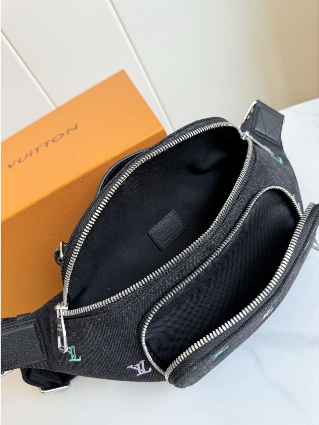 louis-vuitton-black-multicolor-mini-logo-belt-bag-rxlvj01294-07