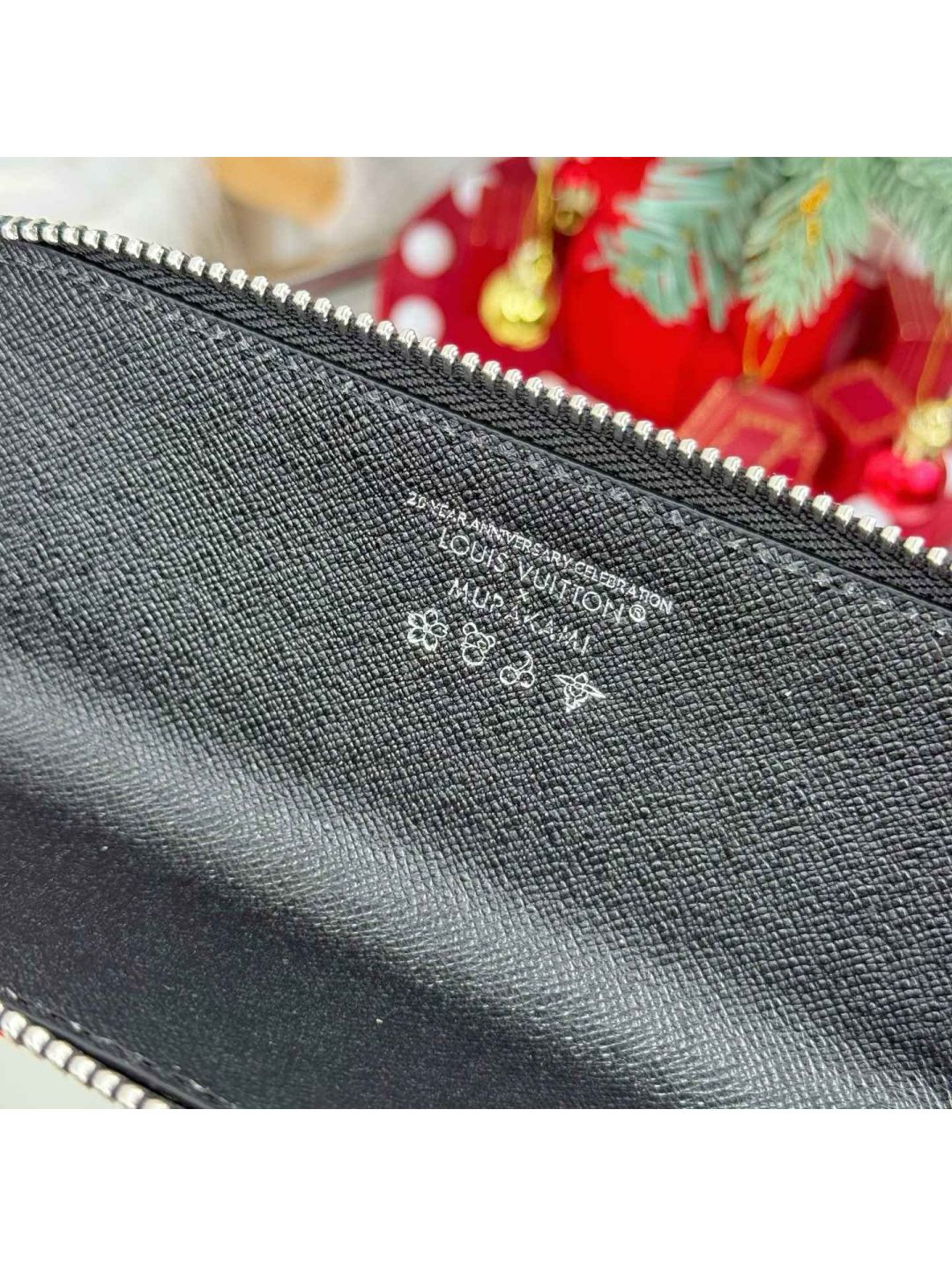 louis-vuitton-black-multicolor-monogram-slim-zip-case-rxlvj01331-08