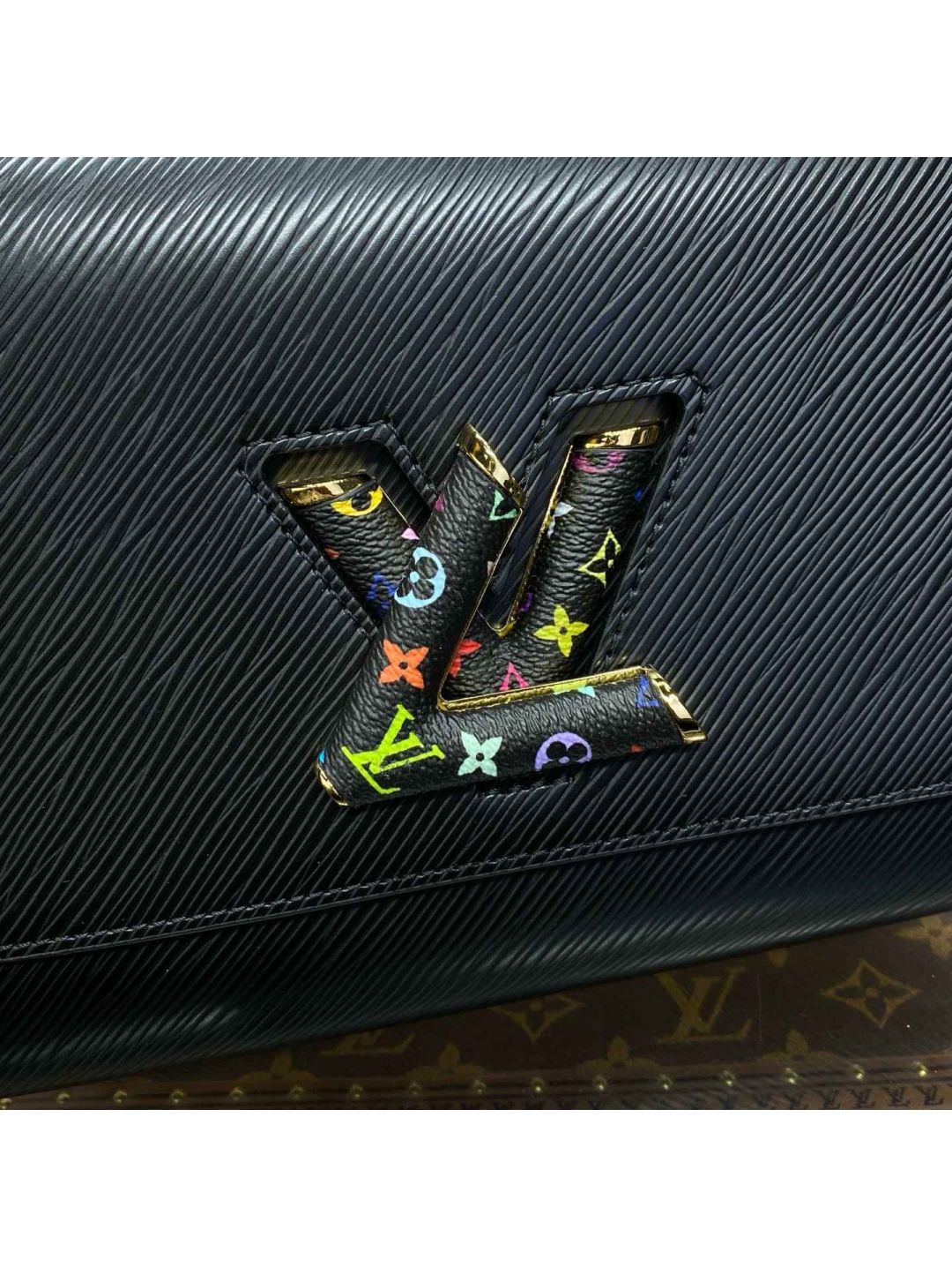 louis-vuitton-black-ribbed-turn-lock-bag-with-colorful-handle-rxlvj01313-08