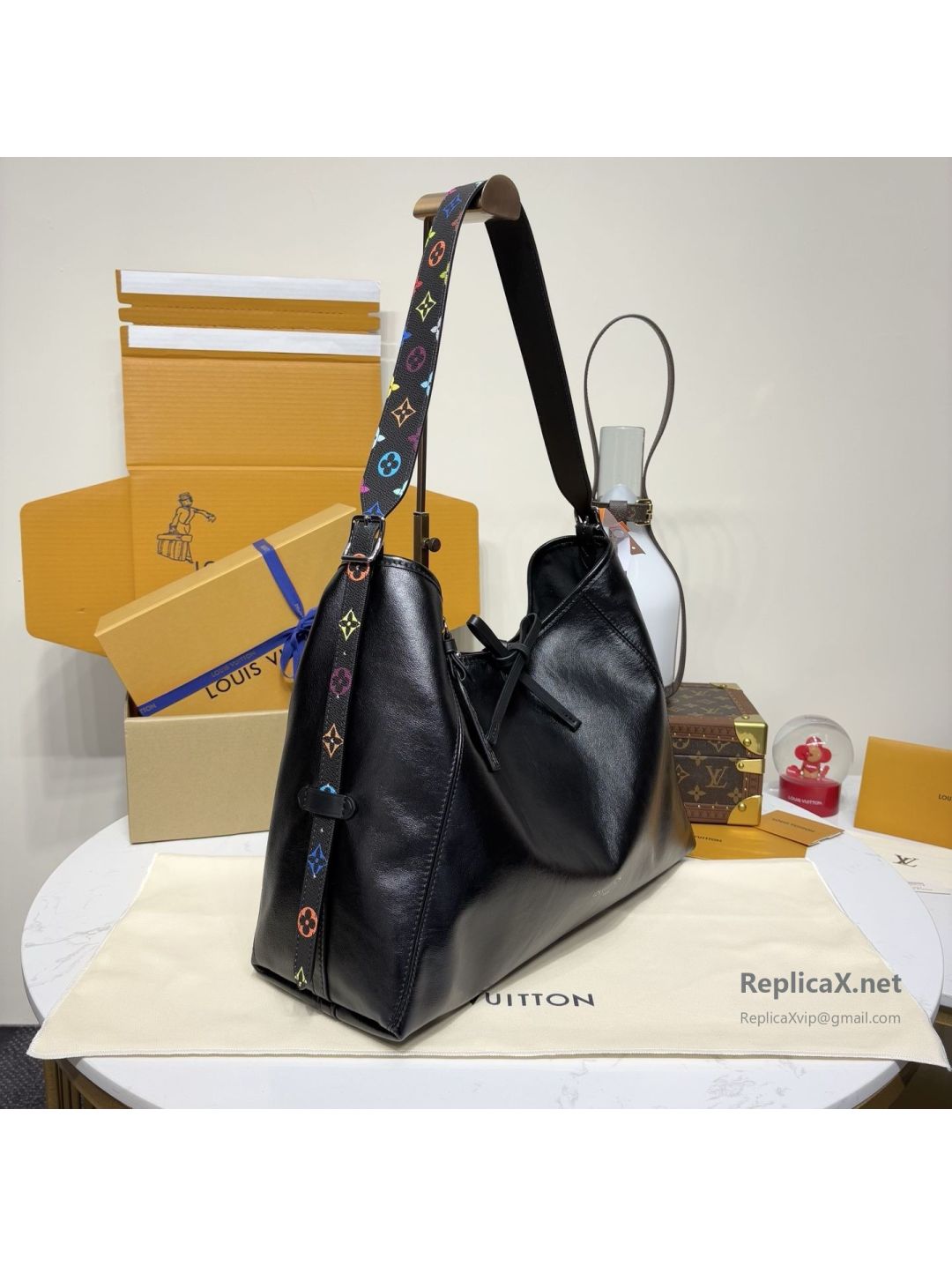 louis-vuitton-black-shoulder-tote-with-multicolor-monogram-straps-premium-rxlvj03119-03