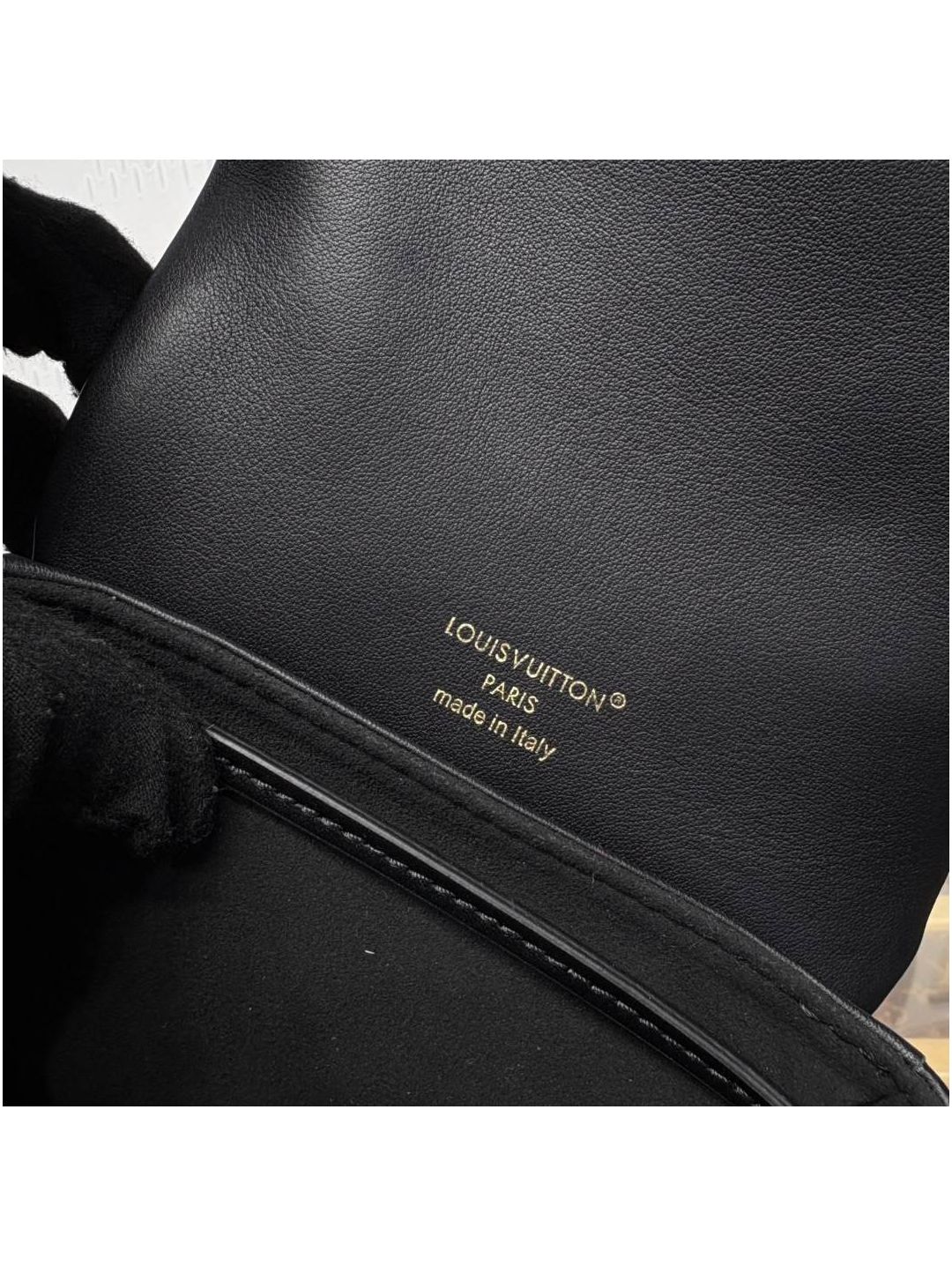Louis Vuitton Bosphore 25 Monogram Multicolore