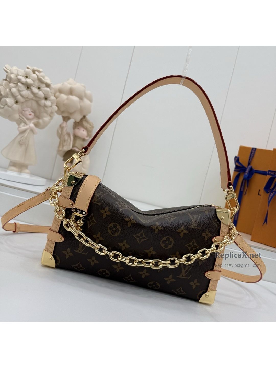 louis-vuitton-brown-monogram-chain-hobo-bag-with-tan-corner-trim-rxlvj01388-03