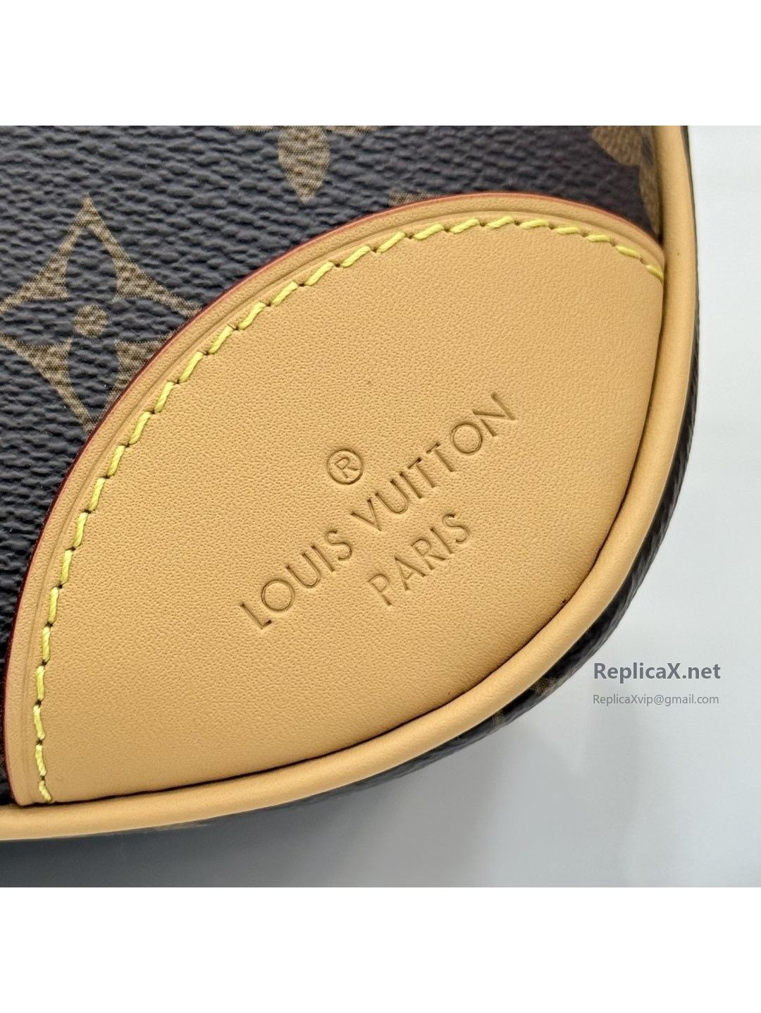 louis-vuitton-brown-monogram-chain-hobo-bag-with-tan-corners-rxlvj01561-04