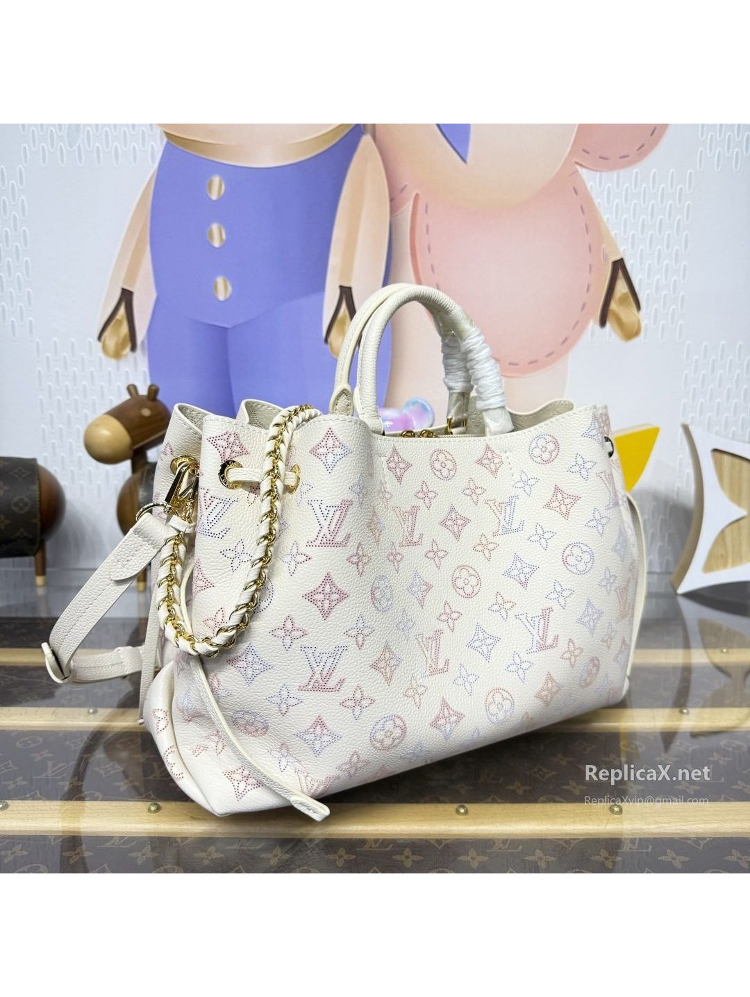 louis-vuitton-cream-multicolor-monogram-chain-tote-rxlvj01445-03