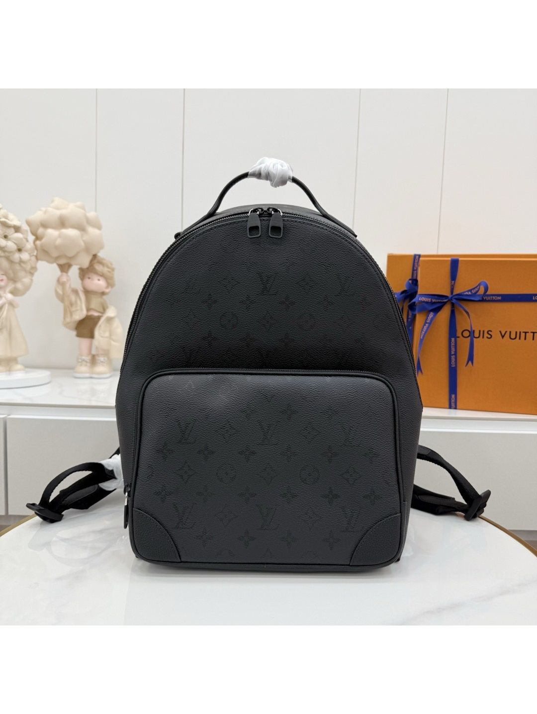 Louis Vuitton Discovery Cargo Backpack 30 Monogram Multicolore M26765