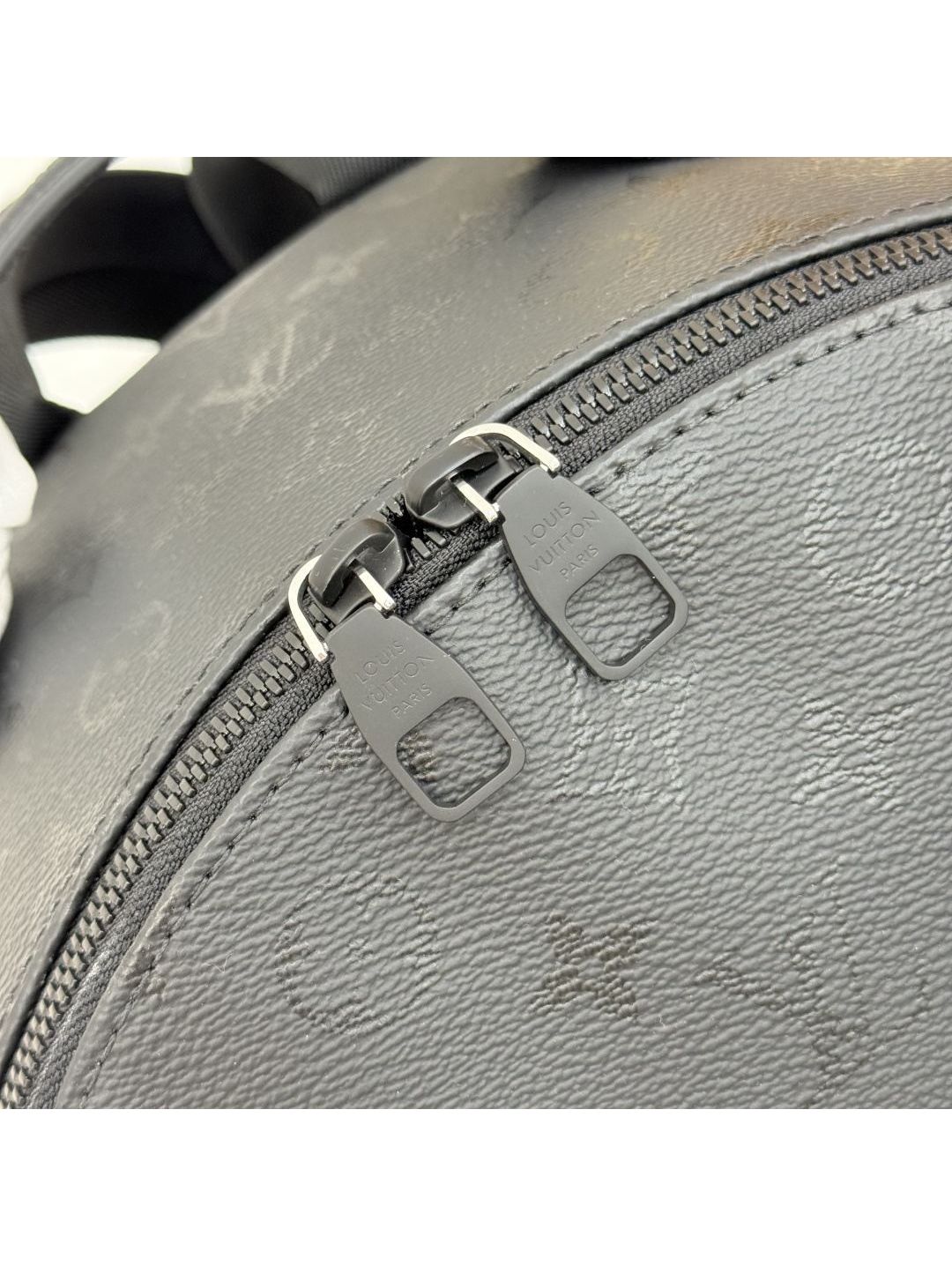 Louis Vuitton Discovery Cargo Backpack 30 Monogram Multicolore M26765