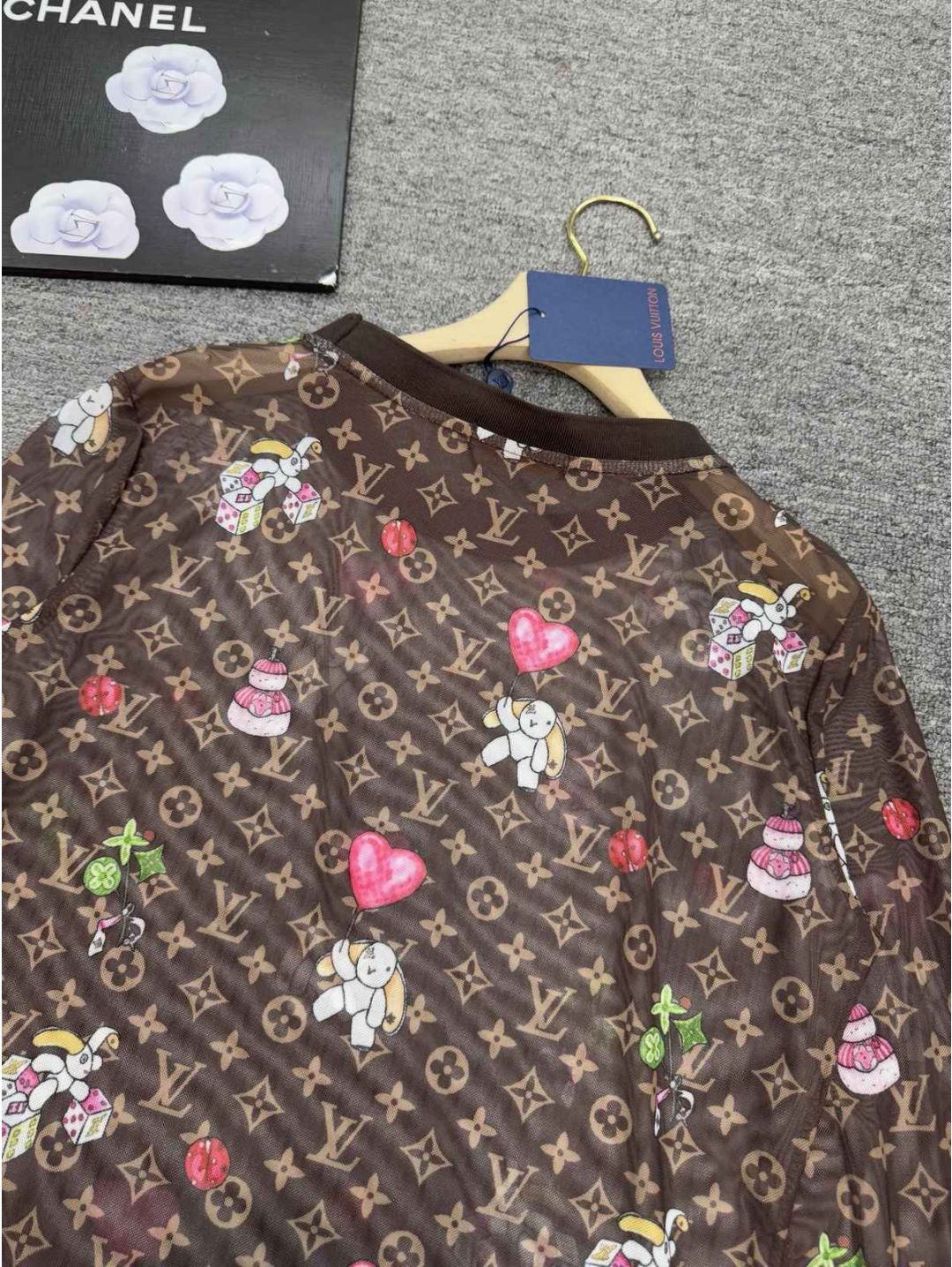 Louis Vuitton Long Sleeve Monogram T-Shirt in Multicolor