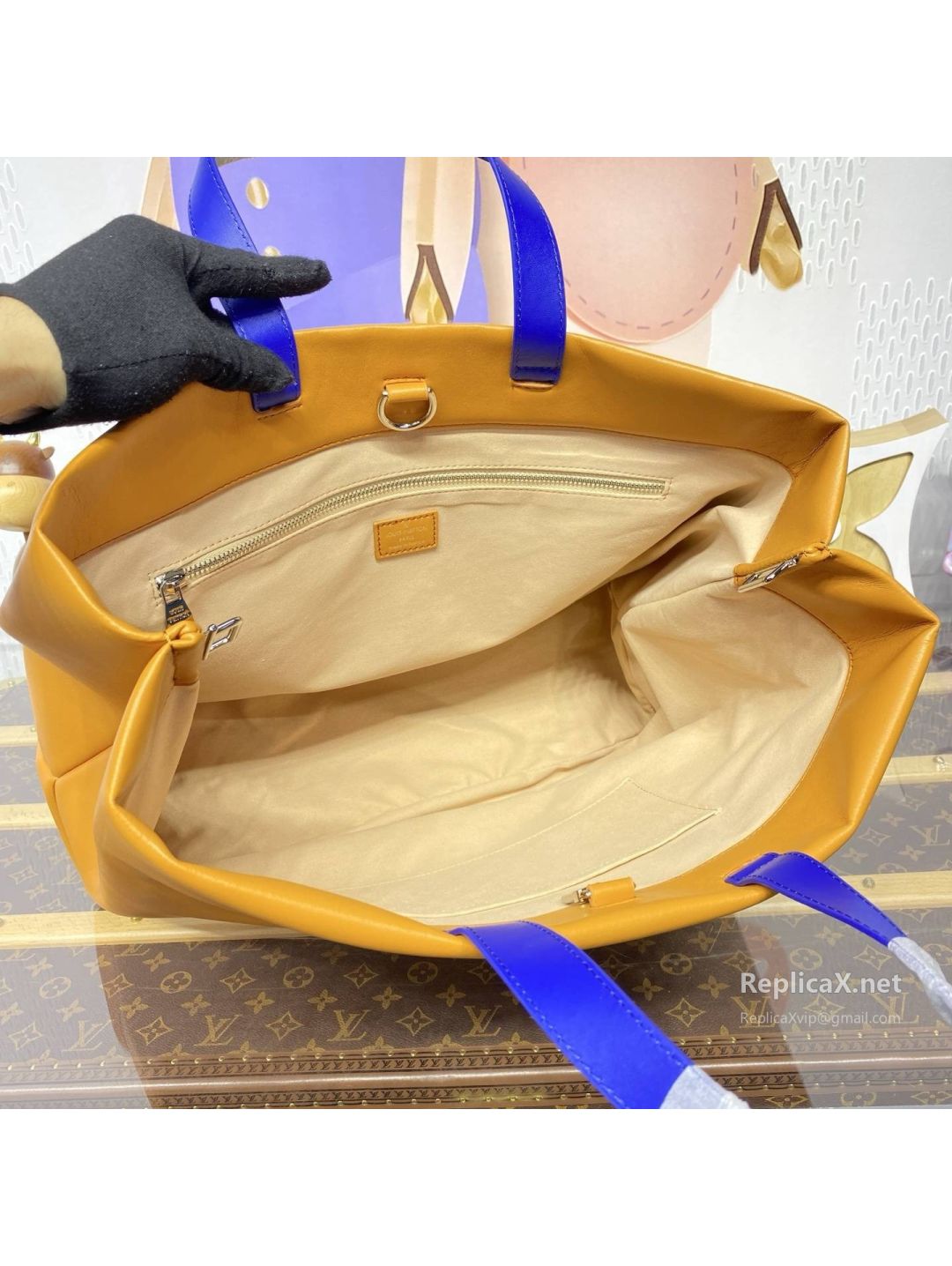 louis-vuitton-orange-and-blue-shopper-tote-m24457-rxlvj03137-04