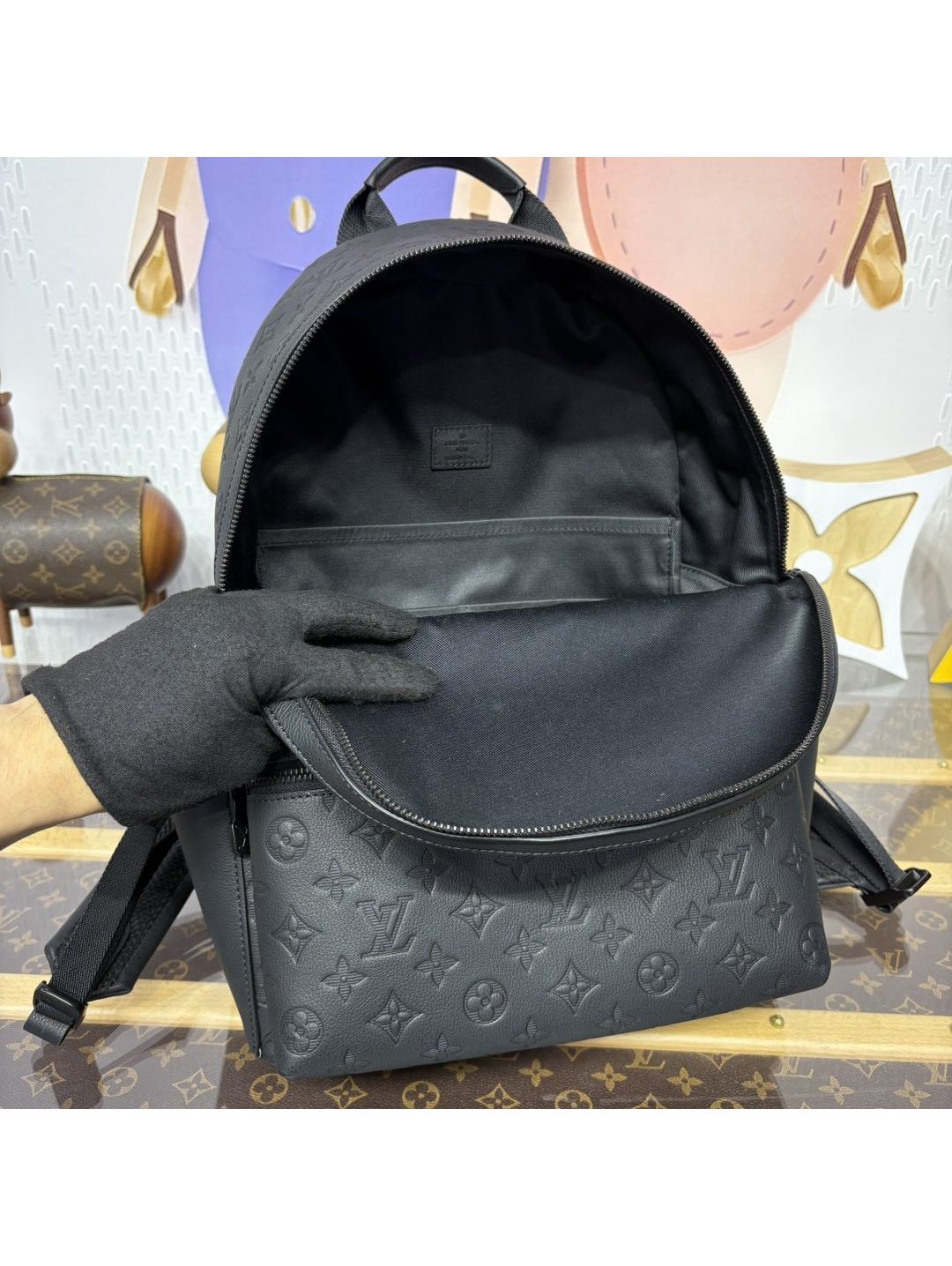 Louis Vuitton Palm Springs 30 Monogram Multicolore
