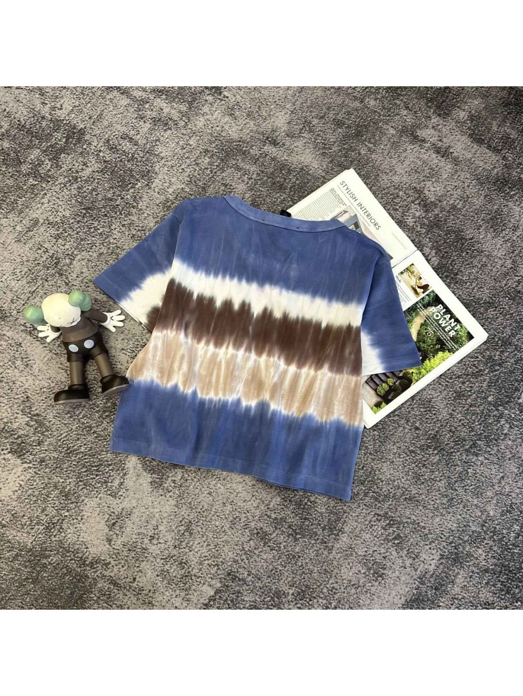 Louis Vuitton Short Sleeve Crew Neck T-Shirt in Multicolor