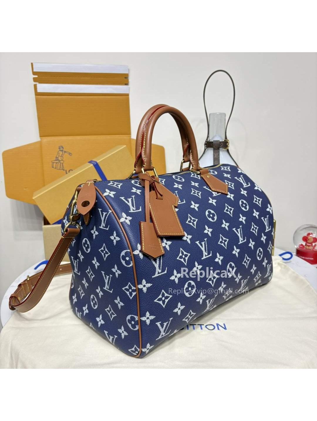 Louis Vuitton Speedy in blue Monogram Multicolore