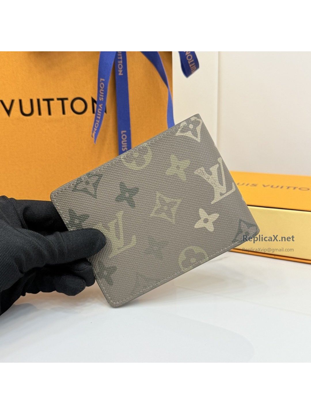 louis-vuitton-taupe-multicolor-monogram-bifold-wallet-rxlvj01661-02