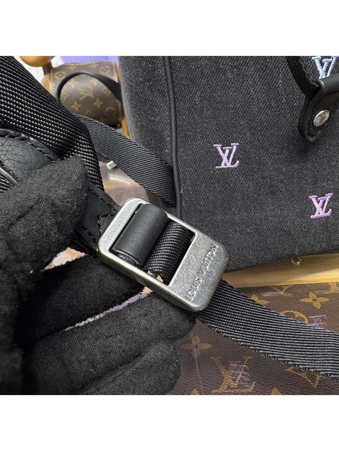 Louis Vuitton Vernon 30 Monogram Multicolore M14135