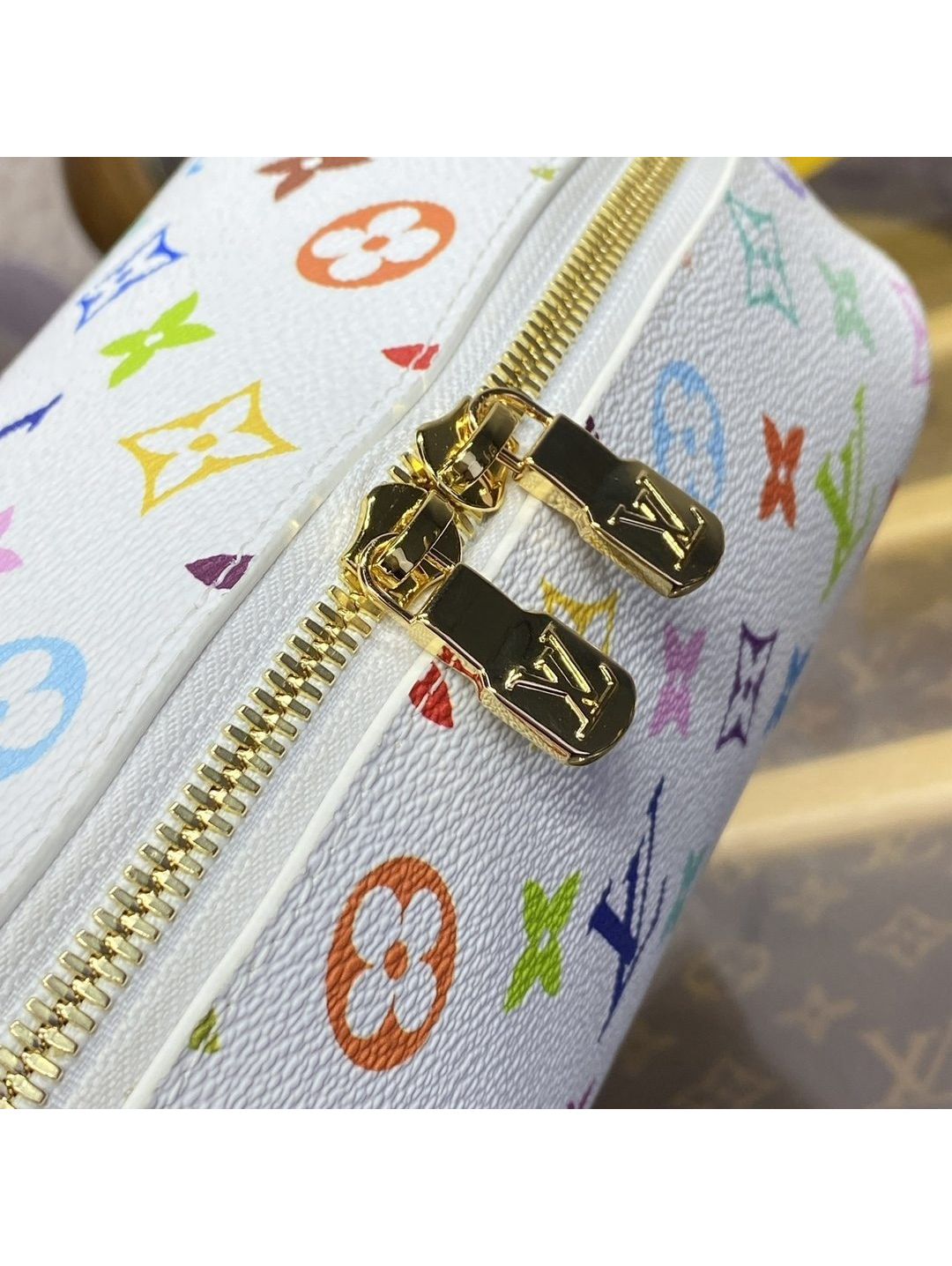 louis-vuitton-white-multicolor-structured-vanity-bag-rxlvj01101-06