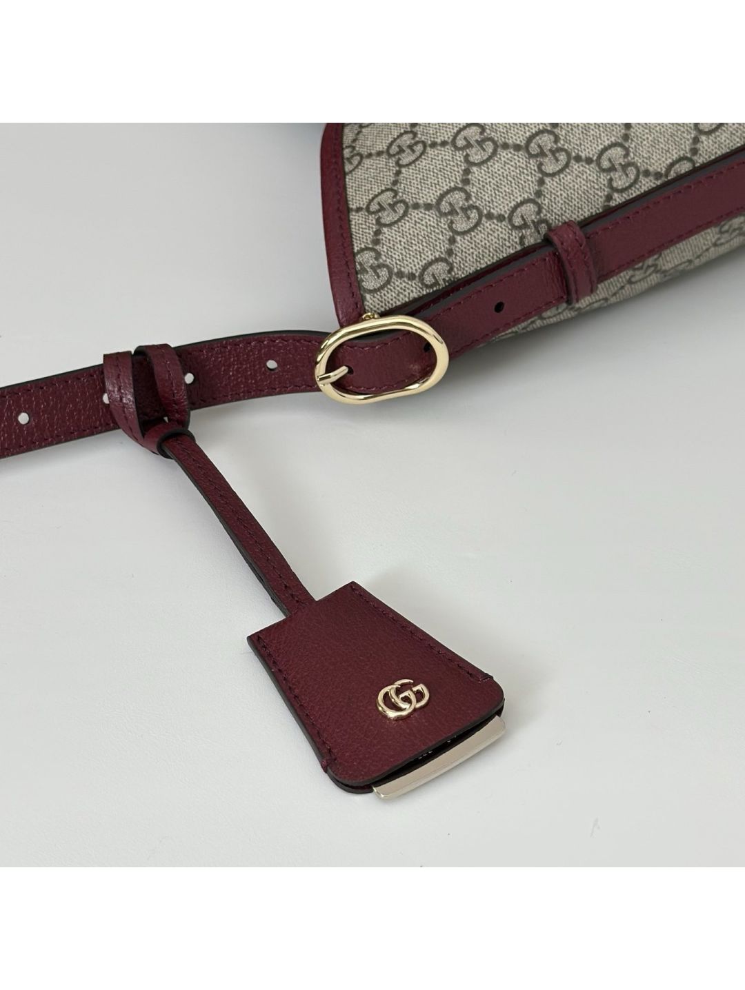 tote-bag-gucci-ophidia-medium-shoping-tote-bag-with-web-631685-in-beige-and-burgundy-original-gg-canvas-rxgui271155-06
