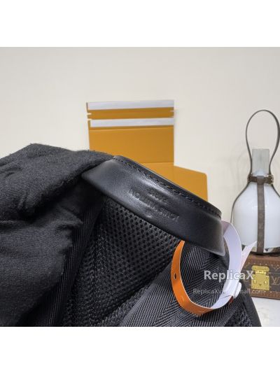 Louis Vuitton VLM in black Cowhide Leather M57079