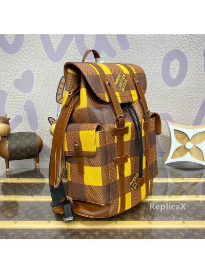 Louis Vuitton VLM in brown monogram canvas