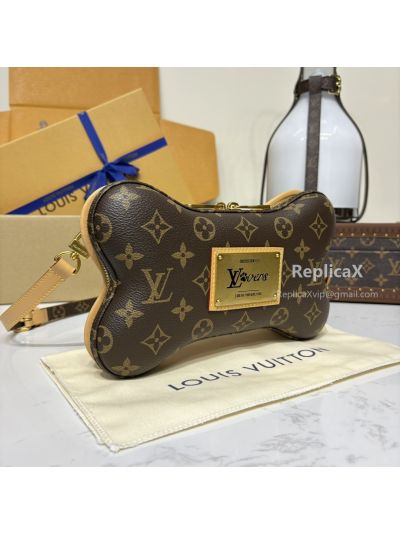 Louis Vuitton VLM M12615 in dark brown monogram canvas