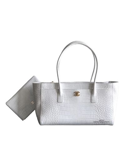 Chanel Small Clutch Shopping Tote Bag White Crocodile Embossed Calfskin