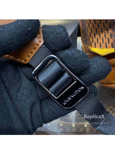 Louis Vuitton VLM in brown monogram canvas