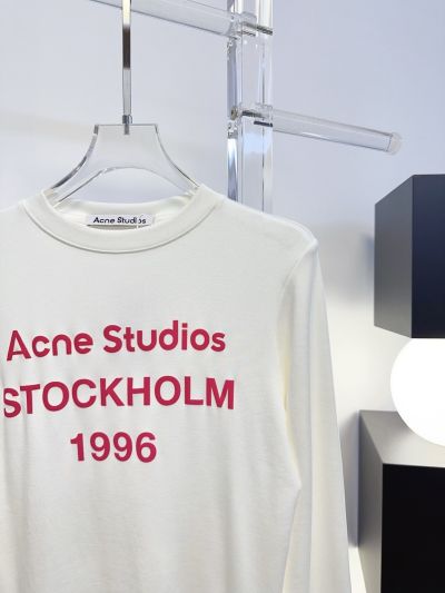 Acne Studios Long Sleeve Crew Neck T-Shirt in White