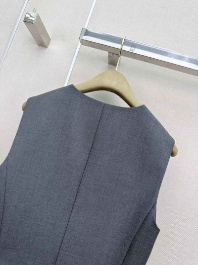 Brunello Cucinelli Belted Sleeveless Vest in Navy