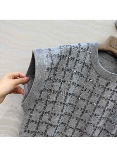 Brunello Cucinelli Embroidered Short Sleeve Top in Grey