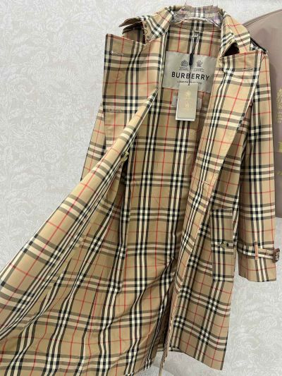 Burberry Plaid Belted Trench Coat in Beige