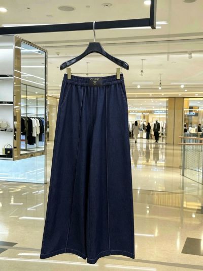 Celine Sleeveless Contrast-Trim Set in Navy