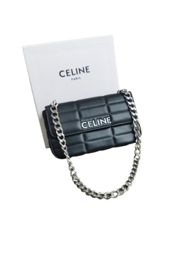 Celine Chain Shoulder Bag Matelasse Monochrome Celine Black Quilted Leather 111273 