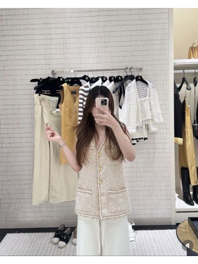 Chanel Beaded Single-Breasted Vest in Beige and White