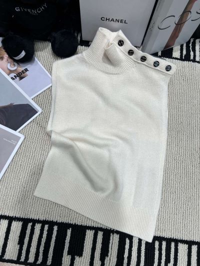 Chanel Cashmere Button-Front Knit Top in White