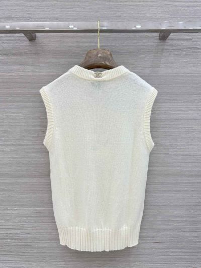 Chanel Cashmere Sleeveless Top in White