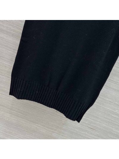 Chanel Cashmere V-Neck Top in Navy