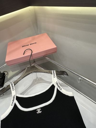 Chanel Contrast-Trim Top in White and Black