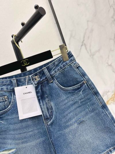 Chanel Denim Button-Front Pants in Blue