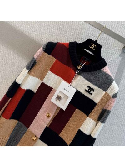Chanel Embroidered Cashmere Cardigan in Multicolor
