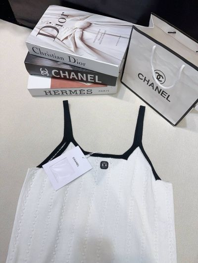 Chanel Embroidered Contrast-Trim Top in White