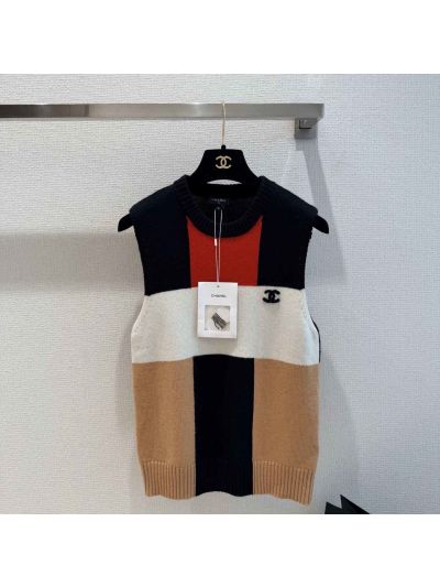 Chanel Sleeveless Contrast-Trim Knit Top in Multicolor