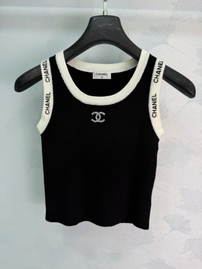 Chanel Sleeveless Contrast-Trim Top in White and Black