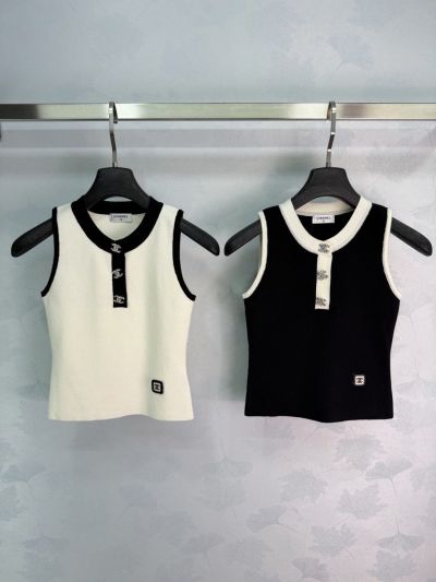 Chanel Sleeveless Contrast-Trim Top in White and Black