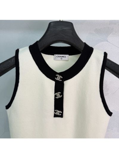 Chanel Sleeveless Contrast-Trim Top in White and Black