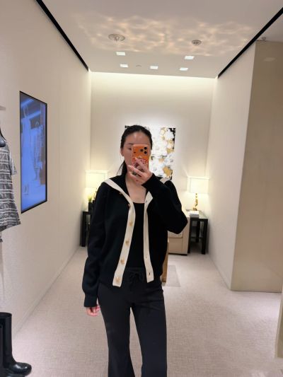 Chanel Sweatshirt