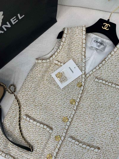 Chanel Tweed Quilted Vest in White