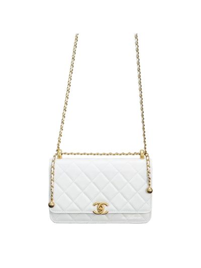 Chanel Vip CC Logo Essentials Wallet on Chain Shoulder Bag White Quilted Calfskin A2535