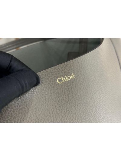 Chloe Large Spin Tote Bag Gray Grained Calfskin Leather - Detail view 3