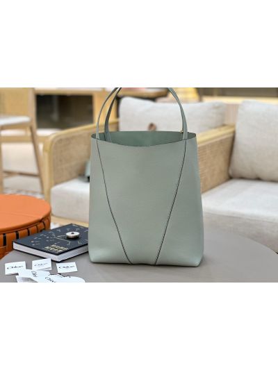 Chloe Large Spin Tote Bag Light Blue Grained Calfskin Leather - Detail view 3