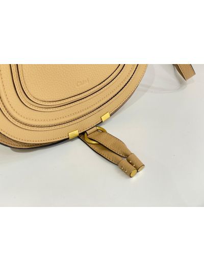 Chloe Marcie Medium Saddle Shoulder Crossbody Bag Beige Grained Calfskin - Detail view 6